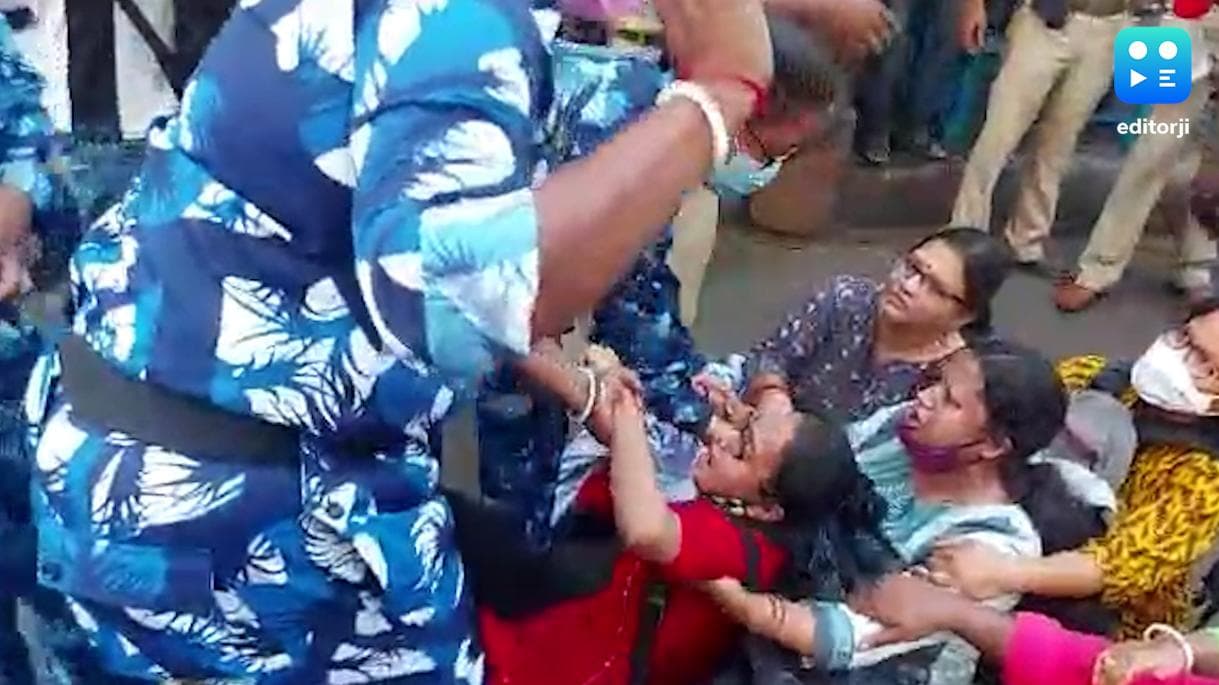 Teachers agitation : চাকরি চেয়ে ফের রাস্তায় টেট উত্তীর্ণরা, সল্টলেকে পুলিশের সঙ্গে ধস্তাধস্তি