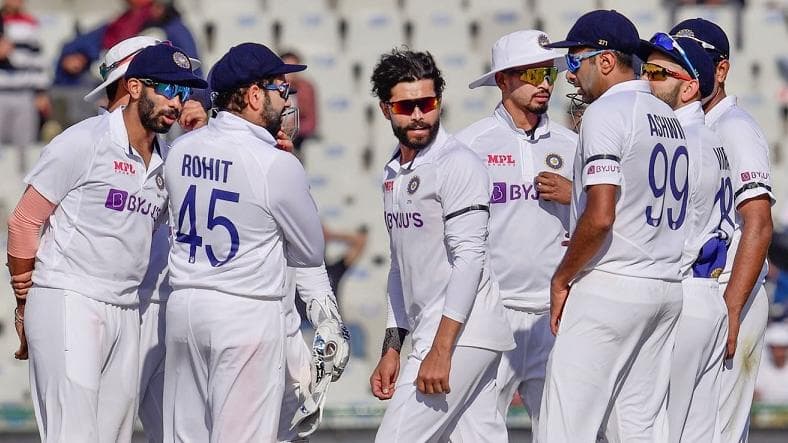 IND vs SL: टीम इंडिया ने पहले टेस्ट में कसा शिकंजा, श्रीलंका पर मंडराया फॉलोऑन का खतरा