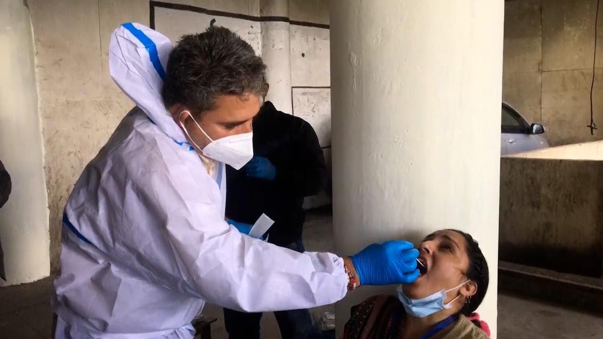 India covid update: দেশে ২৪ ঘণ্টায় করোনা আক্রান্ত ১৮ হাজার ৯৮৭, মৃত ২৪৬