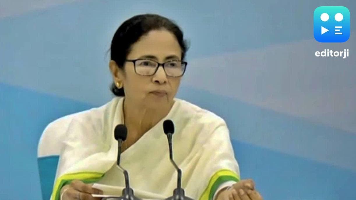 Mamata Banerjee welcomes Supreme Court's order extending employment for 'untainted' teachers