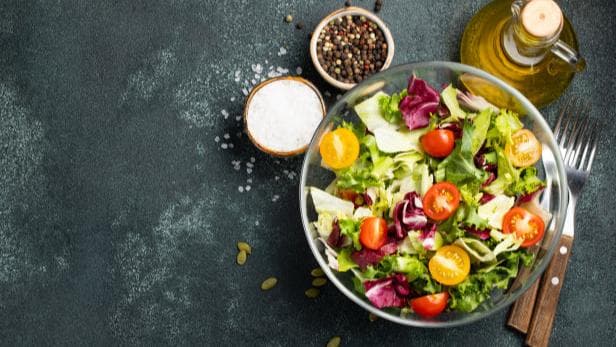 Eating healthy needn't be so boring - Salad Recipes to spice it up!