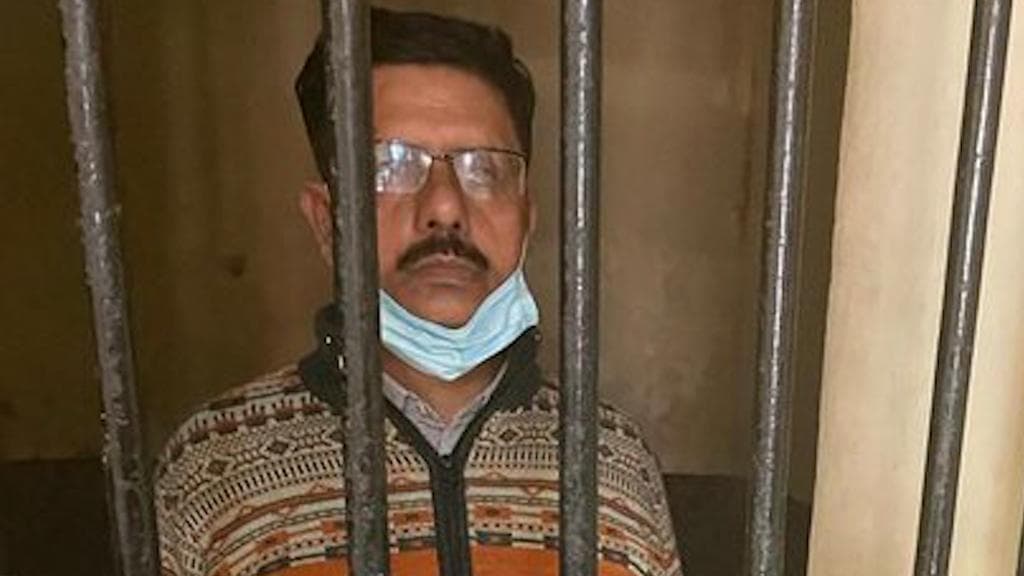 UP: Govt officer filmed forcing himself on woman colleague, arrested