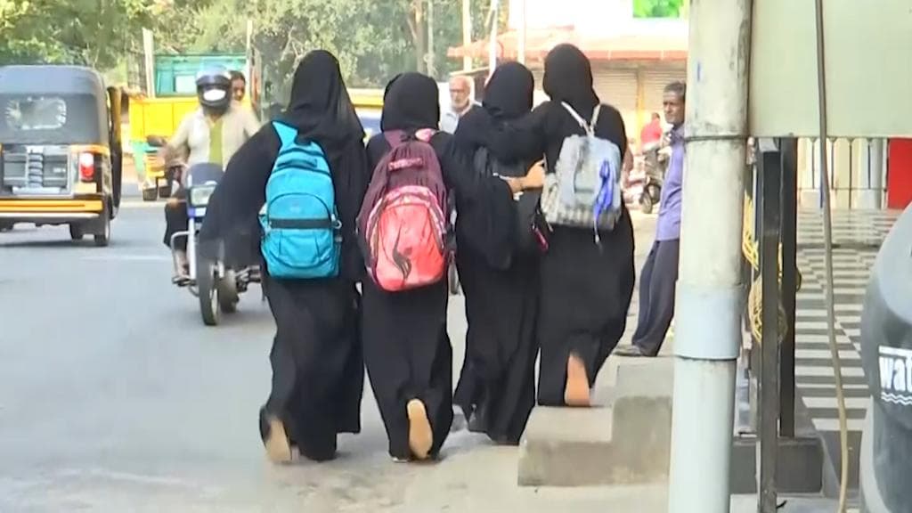 Hijab row: Protesting Karnataka girls' info shared, 6 parents lodge complaint
