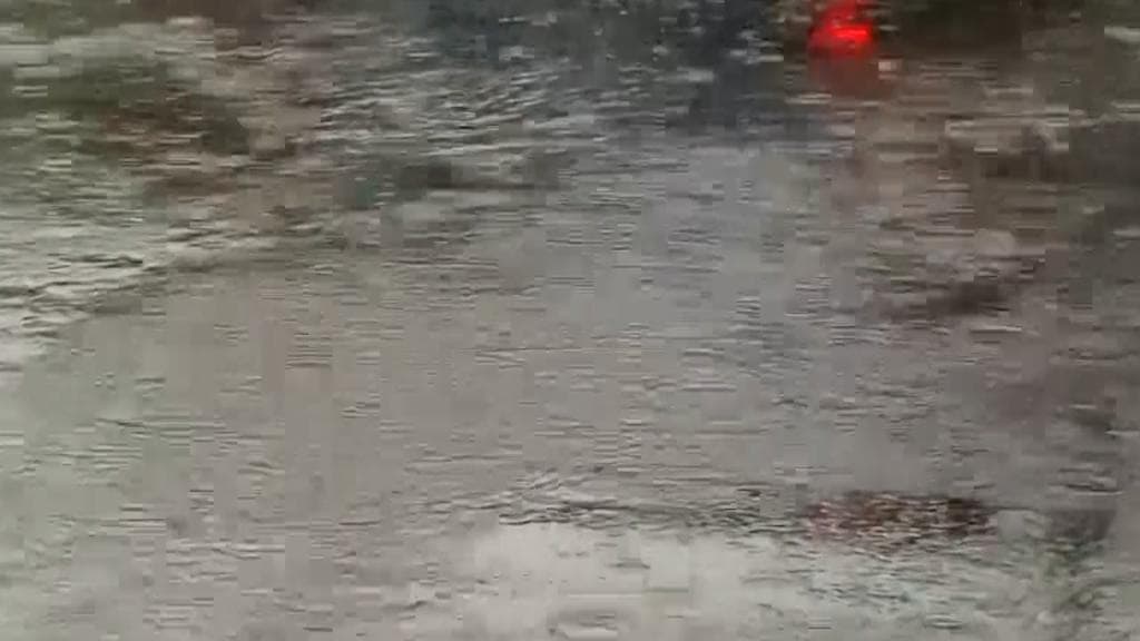 Bengal Weather Update: রাত থেকেই প্রবল বৃষ্টি কলকাতা সহ দক্ষিণবঙ্গে, বুধবার দিনভর দুর্যোগের আশঙ্কা