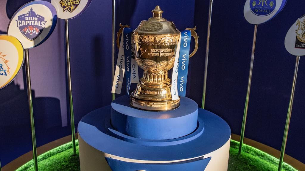 IPL retention list: ২৭ জনকে রেখে বাকি সব খেলোয়াড়কে ছেড়ে দিচ্ছে ফ্র্যাঞ্চাইজিরা, তালিকায় রয়েছে চমক