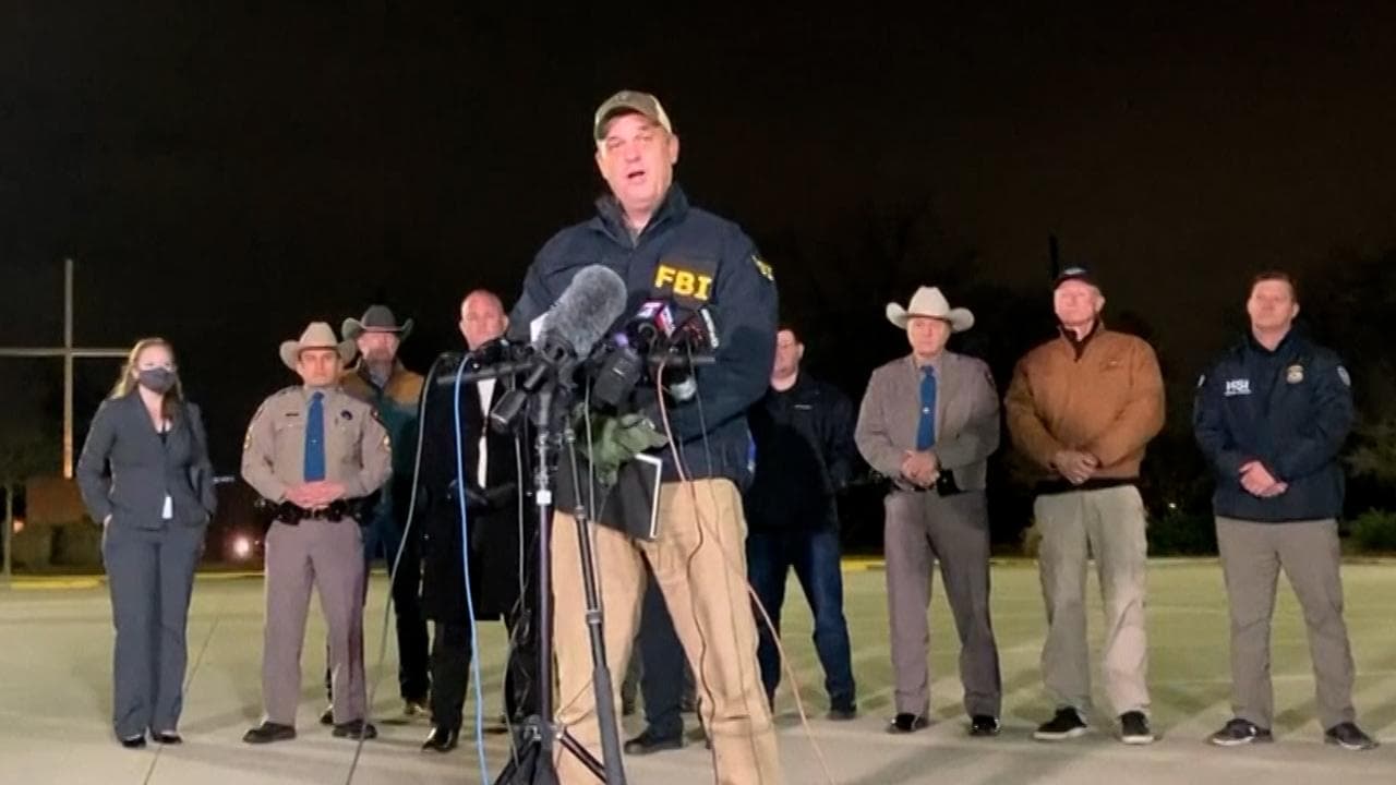 Texas synagogue: suspect dead and hostages safe, say authorities