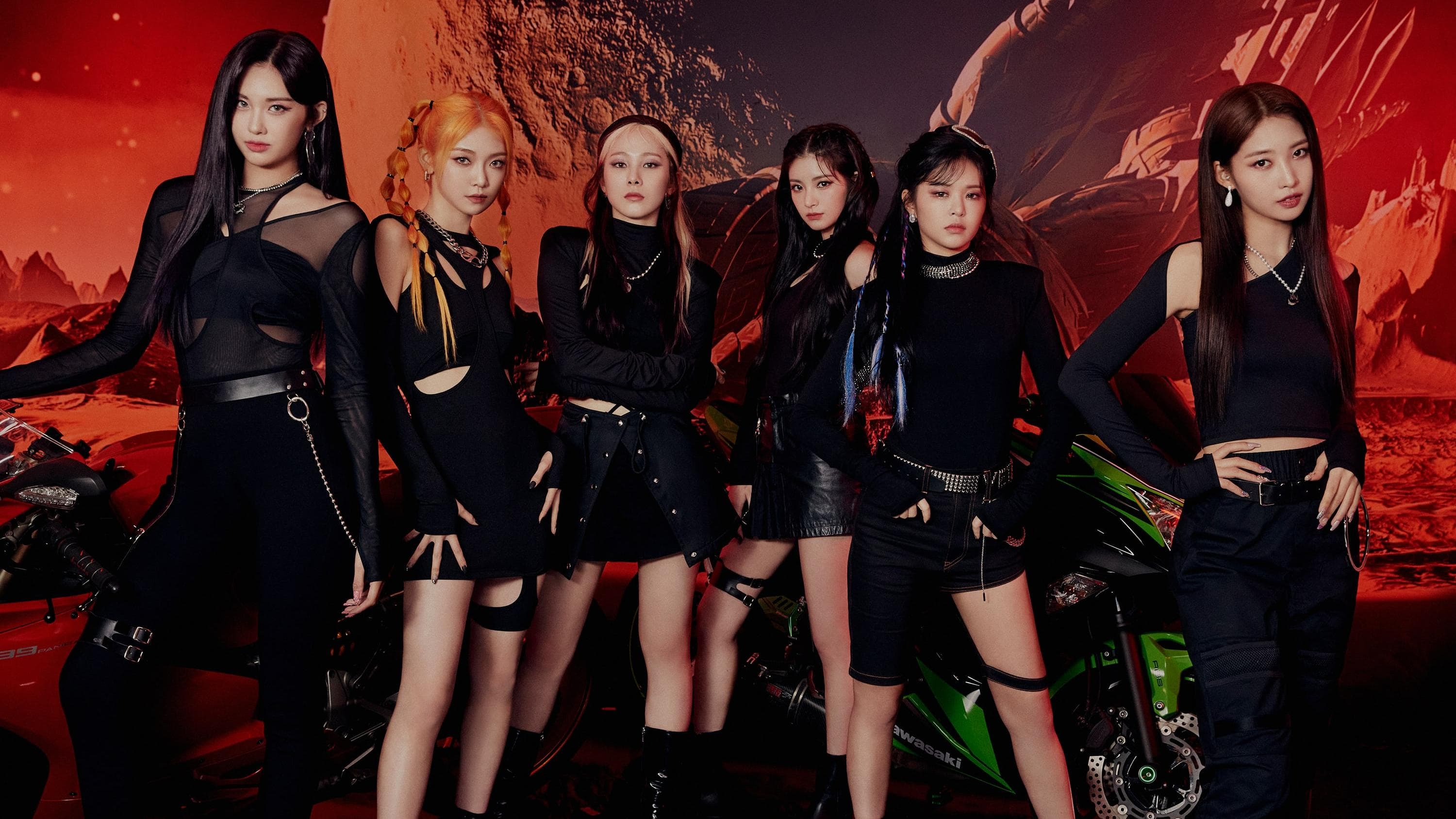 Everglow prepare to conquer charts with their 'Pirate' MV