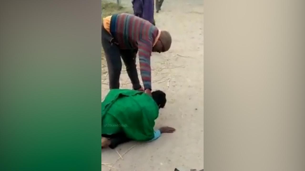 Bihar: পঞ্চায়েত নির্বাচনে হারের পর গ্রামের দলিত যুবকদের মারধোর, থুতু চাটানোর অভিযোগ প্রার্থীর বিরুদ্ধে