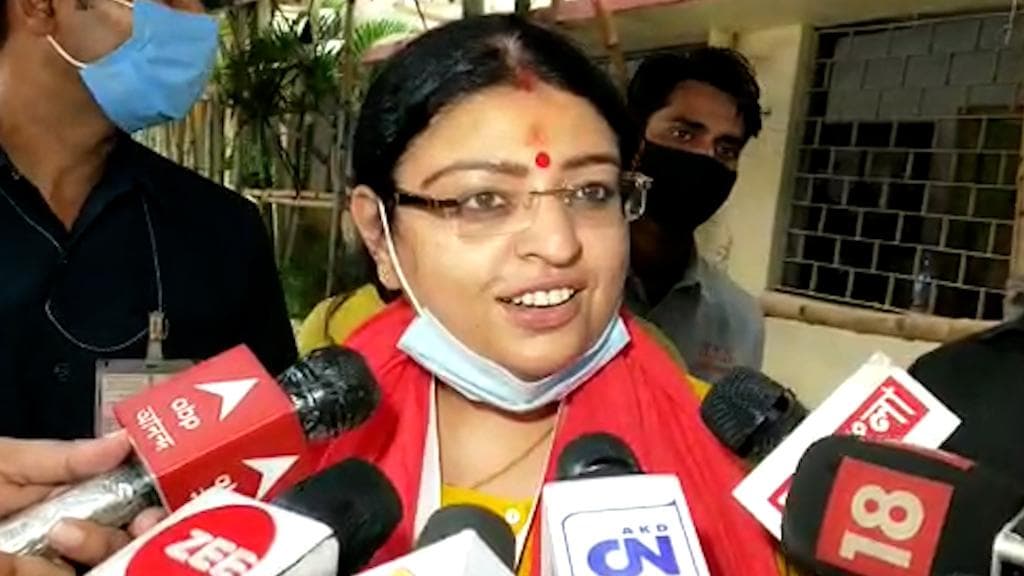 Bhawanipur Bypolls: ভোটে জেতার জন্য এত নীচে নামতে পারে তৃণমূল? তোপ প্রিয়াঙ্কা টিবরেওয়ালের