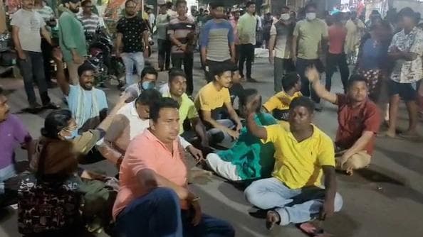 Madhyamik 2022: মাধ্যমিক পরীক্ষার্থীকে খুনের অভিযোগ! তুলকালাম ঝাড়গ্রামে