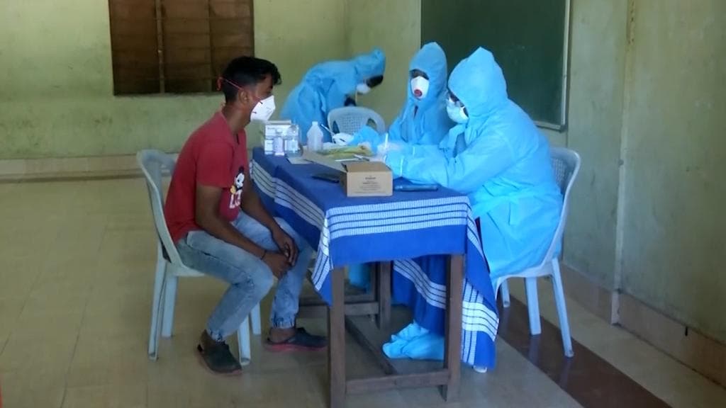 Covid 19: চিন্তা বাড়াচ্ছে কোভিডের তৃতীয় ঢেউ, ওমিক্রনে আক্রান্তদের অধিকাংশের গড় বয়স ৪৪, জানালো ICMR