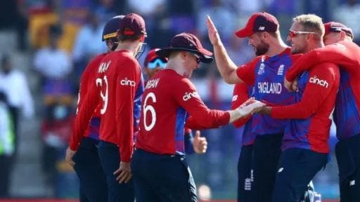 T20 World Cup: जोस बटलर के तूफान में उड़ी ऑस्ट्रेलियाई टीम, इंग्लैंड ने 8 विकेट से दी मात