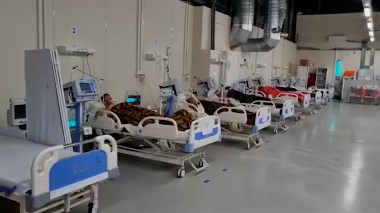 Corona in Russia: रूस में फिर लौटा कोरोना, बढ़ते केसों के बाद मॉस्को में लगा लॉकडाउन 