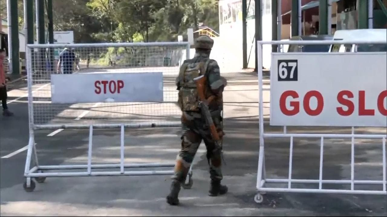 Terror in Kashmir: NIA करेगी 5 अक्टूबर को हुई हत्याकांड की जांच, कई जिलों में इंटरनेट बंद