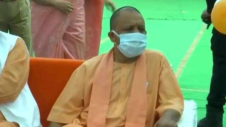 Yogi Adityanath का विपक्ष पर आरोप, कहा- कोरोना काल में हो गए थे होम आइसोलेट