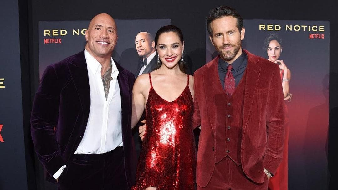 'Red Notice' becomes Netflix's most-watched movie ever, beats 'Bird Box'