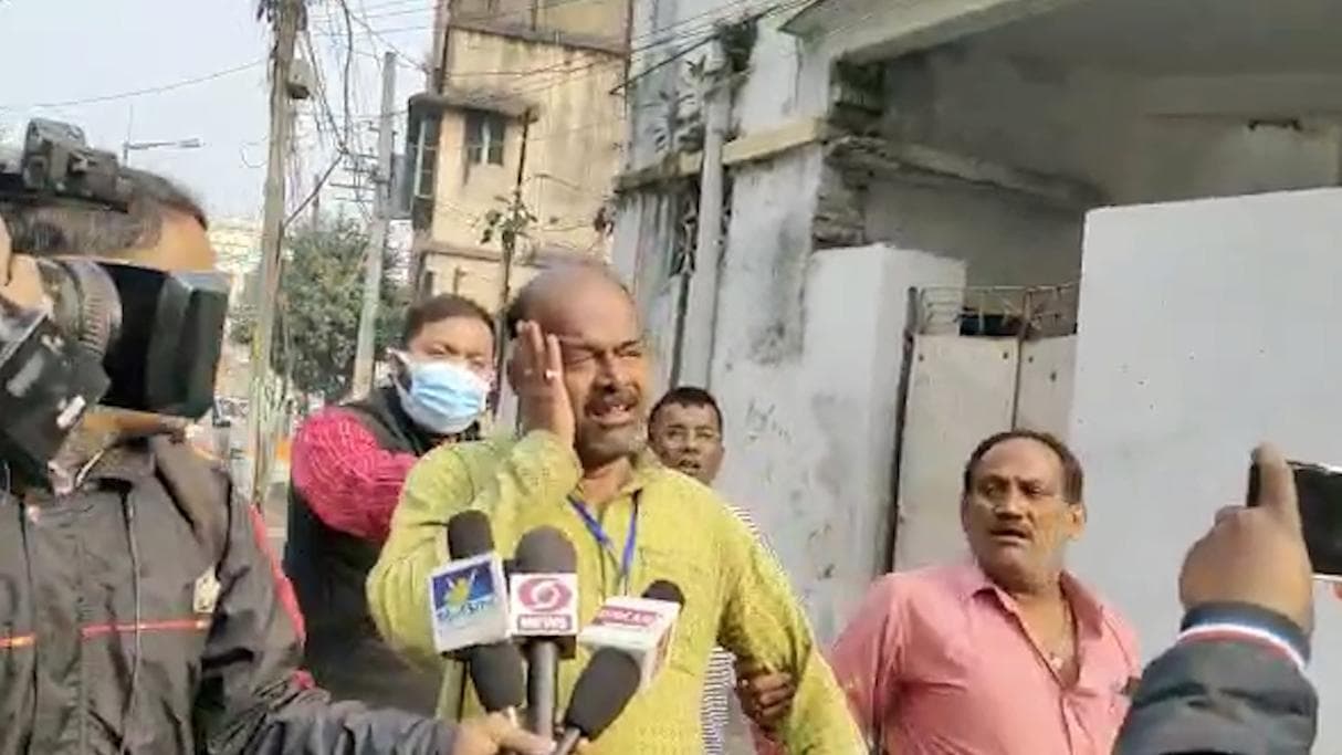 West Bengal Municipal Election: উত্তর বারাকপুরে নির্দলপ্রার্থীকে মারধর, অভিযোগ ওড়াল তৃণমূল