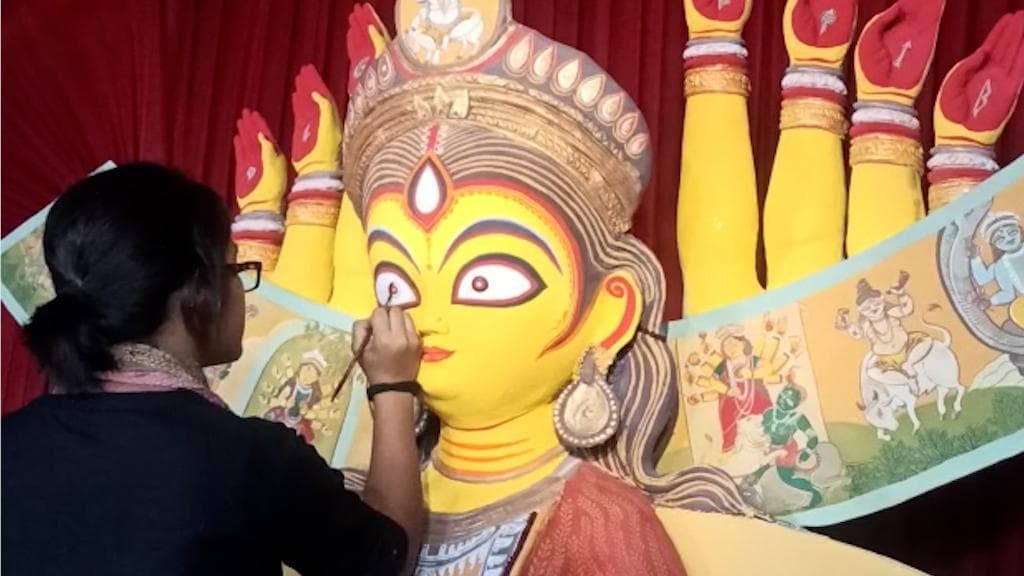 Mahalaya: বেহালার জয়রামপুর সর্বজনীনে মহালয়ায় চক্ষুদান, এবারের থিম 'প্রস্তুতি'