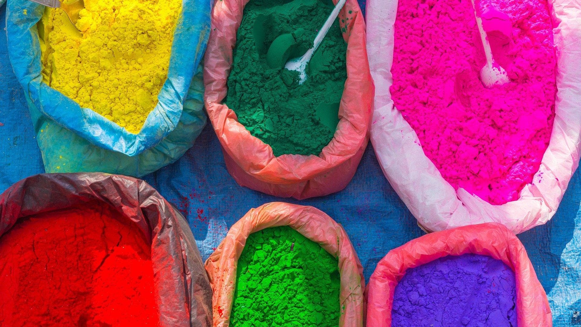 Holi 2022: Here's how to make organic Holi colours at home