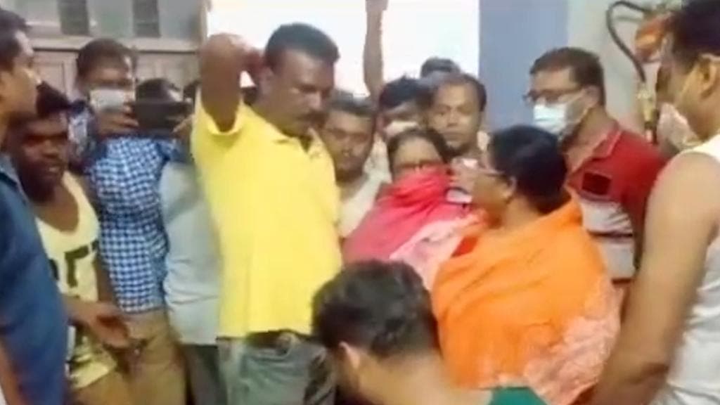 TMC-BJP Clash: সামান্য সাইকেল নিয়ে নদিয়ায় তৃণমূল-বিজেপি সংঘর্ষ, আহত চারজন