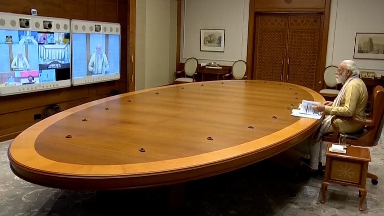 Mamata Banerjee: ‘আমরাও টাকা দিয়েছি্’, বললেন মুখ‍্যমন্ত্রী, শুক্রবার ভার্চুয়ালে মোদী-মমতা