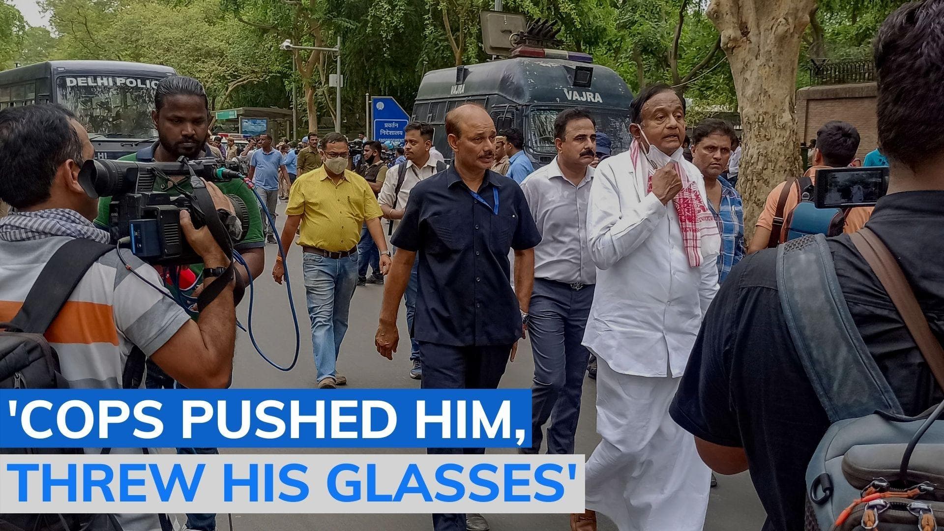 Suspected hairline fracture after policemen crashed into me: Chidambaram