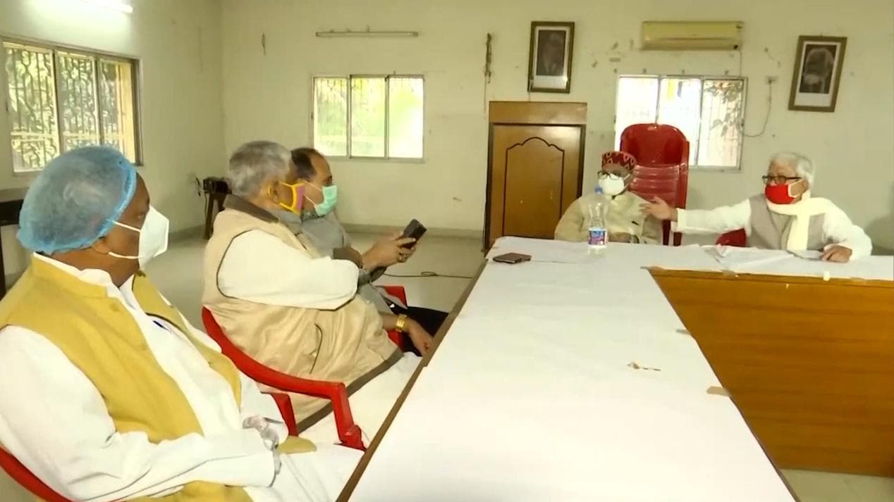 Left-Cong alliance: পুরভোটে কি ফিরছে বাম-কং জোট? নাকি 'একলা চলো'র নীতি নেবে বামফ্রন্ট? 