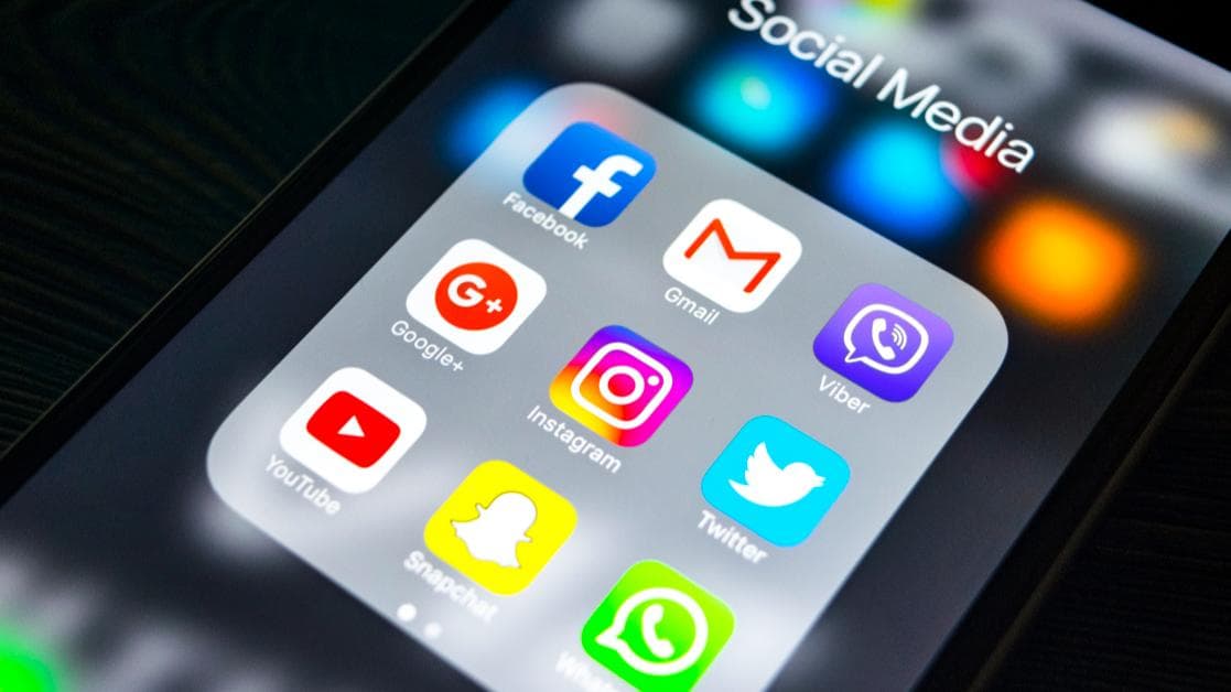 आपके मरने के बाद आपके social media accounts का क्या होता है?