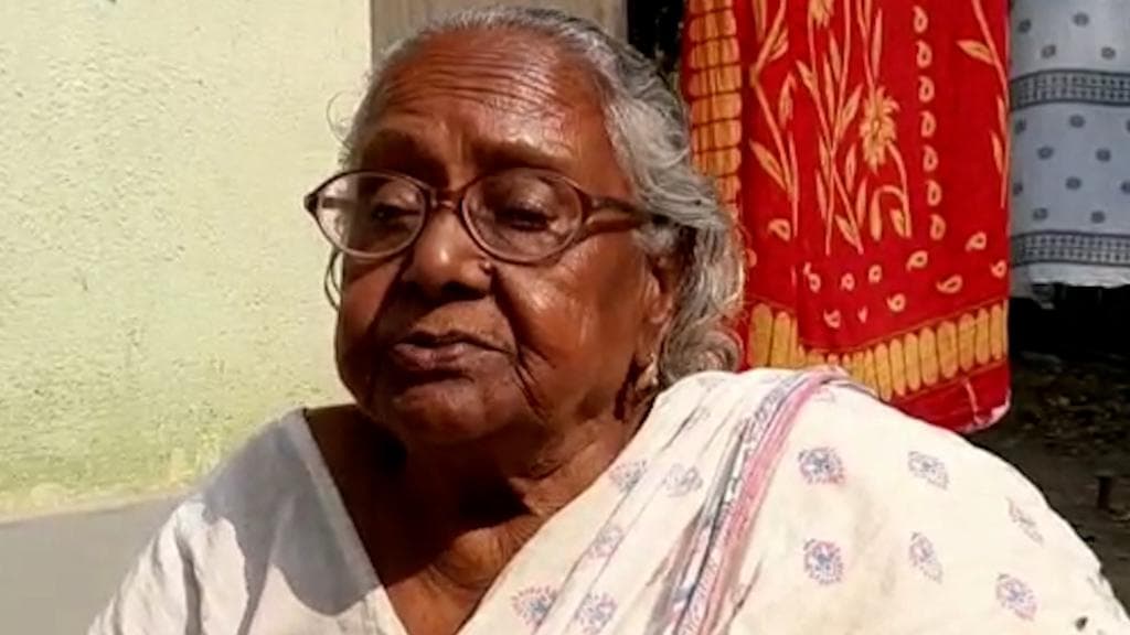 West Bengal News: বাড়ি লিখে দেওয়ার জন্য চাপ, ঠাকুমাকে তাড়াল নাতি 