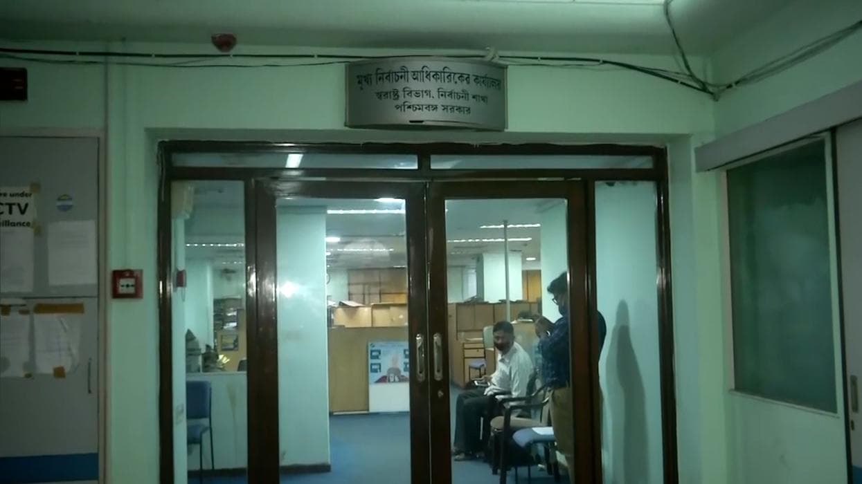 KMC Election 2021: কেন্দ্রীয় বাহিনী নয়, ২৩ হাজার রাজ্য পুলিশেই হবে কলকাতা পুরভোট, থাকবে সিসিটিভি