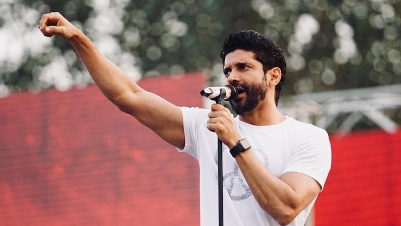 Happy Birthday Farhan Akhtar : পরিচালক, অভিনেতা থেকে গায়ক, বলিউডে একাধিক প্রতিভার ছাপ রেখেছেন ফারহান