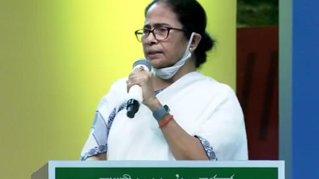 Rampurhat Clash: আনিশ খুন থেকে রামপুরহাট, পুলিশের পাশেই মমতা