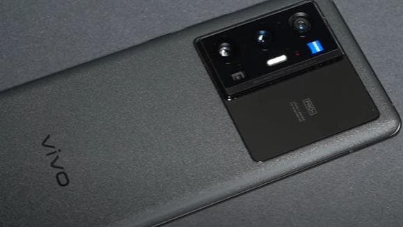 Vivo X70 Pro+ Review: Looks good, clicks even better