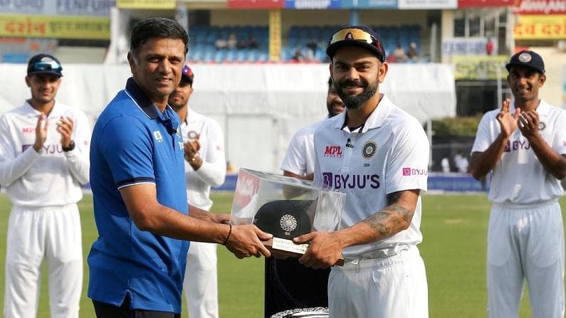 IND vs SL: Virat Kohli बने 100 टेस्ट मैच खेलने वाले 12वें भारतीय क्रिकेटर, कोच Dravid से मिला खास तोहफा