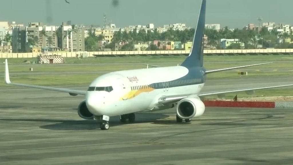 Kolkata Flight : সপ্তাহে দুদিন নয়, তিনদিন কলকাতায় নামবে দিল্লি-মুম্বইয়ের বিমান