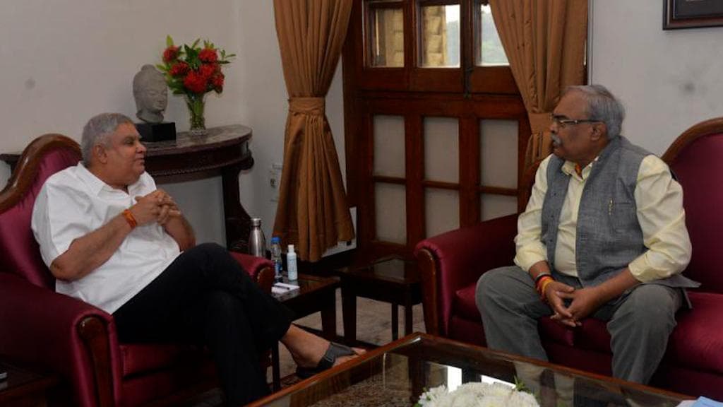 Jagdeep Dhankhar: 'স্বচ্ছ নির্বাচন'-এর স্বার্থে রাজ্যের সব পুরসভায় একসঙ্গে ভোট চান ধনখড়