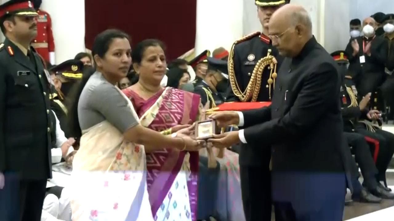गलवान घाटी के हीरो संतोष बाबू 'महावीर चक्र' से सम्मानित, सूबेदार संजीव कुमार को 'कीर्ति चक्र'