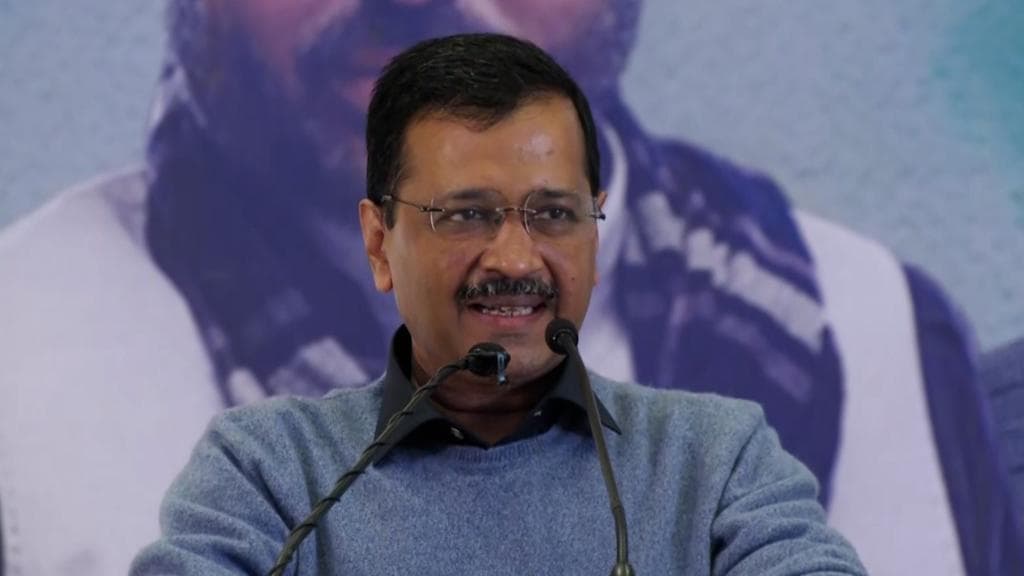 Punjab Election: महिलाओं को रिझाने के लिए केजरीवाल का बड़ा ऐलान, हर महिला के खाते में हर महीने 1000 रुपए