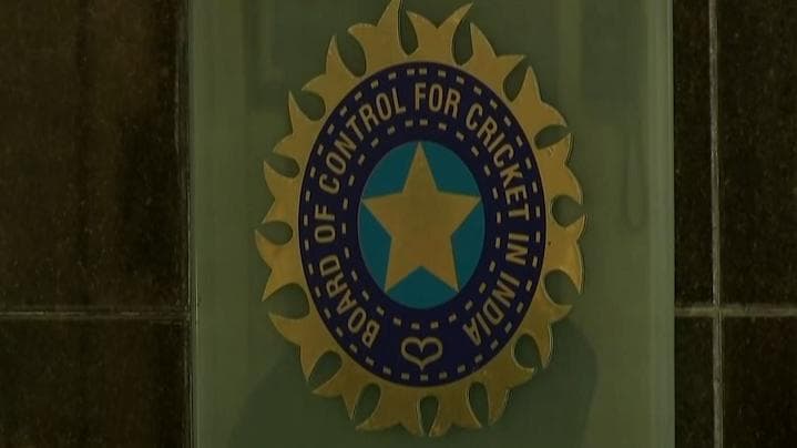 Report: BCCI starts clearing dues of domestic players affected by Covid-19 pandemic