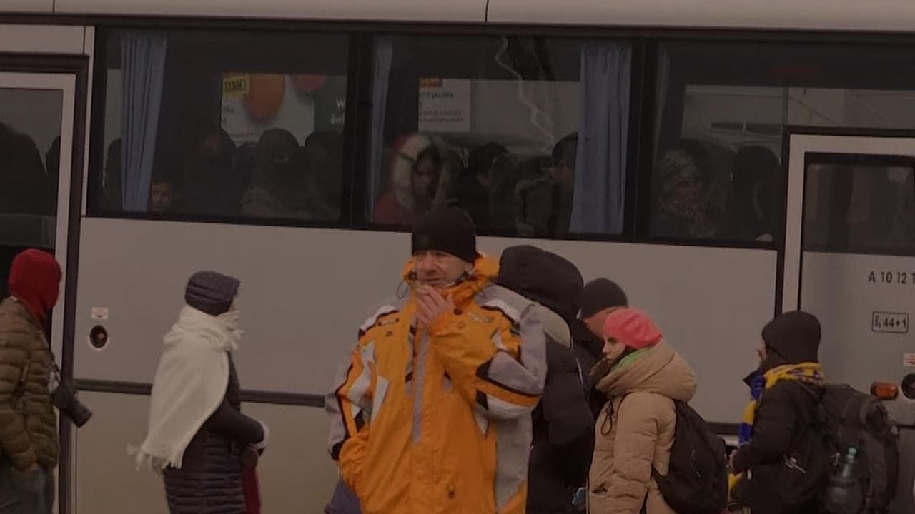 Ukraine war: Govt asks Indian students to not reach Ukraine border directly