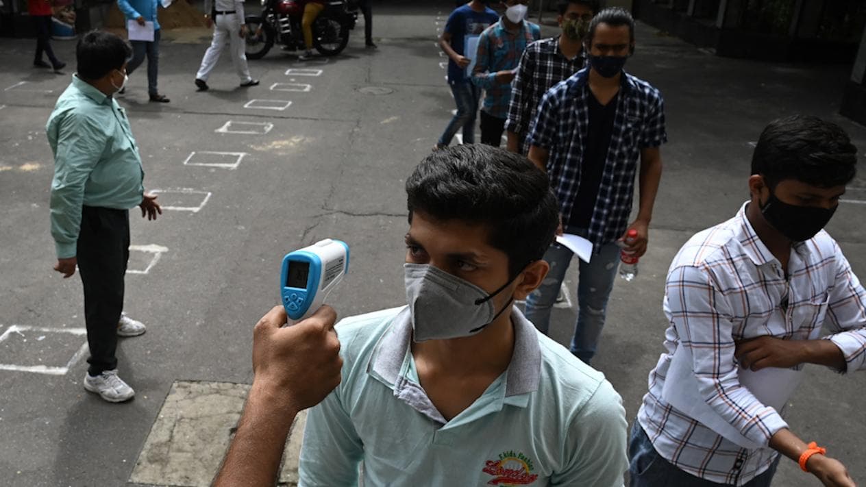 Covid in Bengal: রাজ্যে নতুন করে কোভিডে আক্রান্ত ২০০, মৃত্যু হয়েছে ১১ জনের