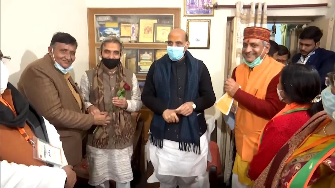 UP Elections 2022 | Jinnah shouldn't be discussed during campaign: Rajnath Singh