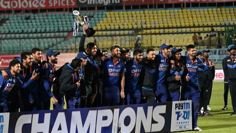 IND vs SL 3rd T20: फिर बोला Shreyas Iyer का बल्ला, Team India ने किया श्रीलंका का सूपड़ा साफ