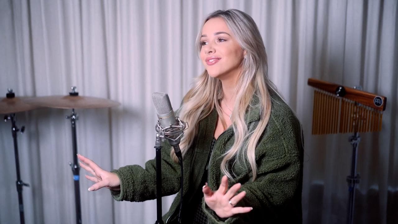 Pushpa के श्रीवल्ली गाने का इंग्लिश वर्जन मचा रहा है धूम, आपने सुना क्या?