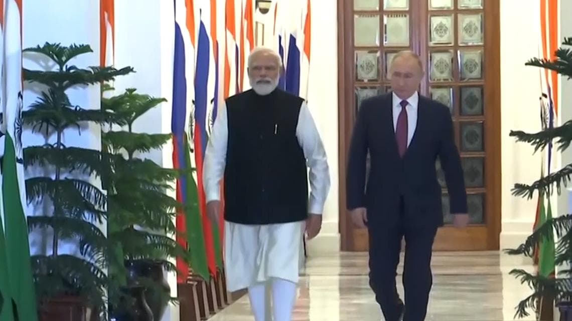 Modi-Putin: যুদ্ধের আবহেই মোদী-পুতিন ফোনালাপ, কী কথা হল দু'জনের? রাশিয়া-ইউক্রেন সংকটে ভারতের অবস্থান কী?