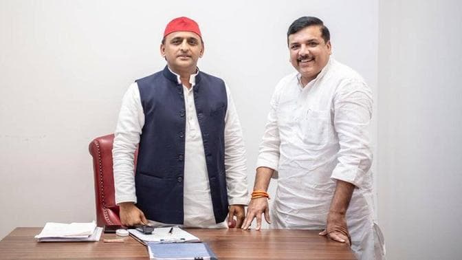 UP Election 2022: अखिलेश यादव से मिले सांसद संजय सिंह, गठबंधन की चर्चा तेज