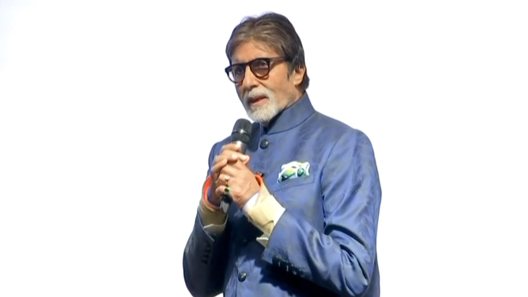 Amitabh Bachchan reacts to 'Bob Biswas' trailer : বব বিশ্বাস-এর ট্রেলার দেখে ছেলেকে কী বললেন অমিতাভ ?