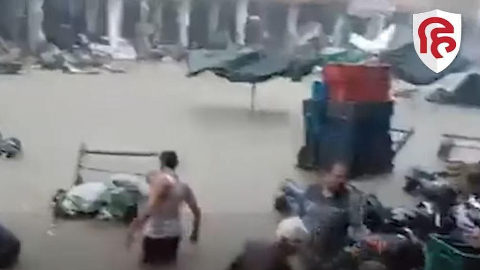 Jodhpur Rain Video: जोधपुर में बारिश का कहर, पानी में बहती दिखी कारें, देखें वीडियो I Rajasthan Rain