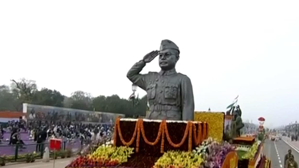 Netaji Tableau Controversy: প্রজাতন্ত্র দিবসে দিল্লির রাজপথে কুচকাওয়াজে নেতাজির ট্যাবলো কেন্দ্রের