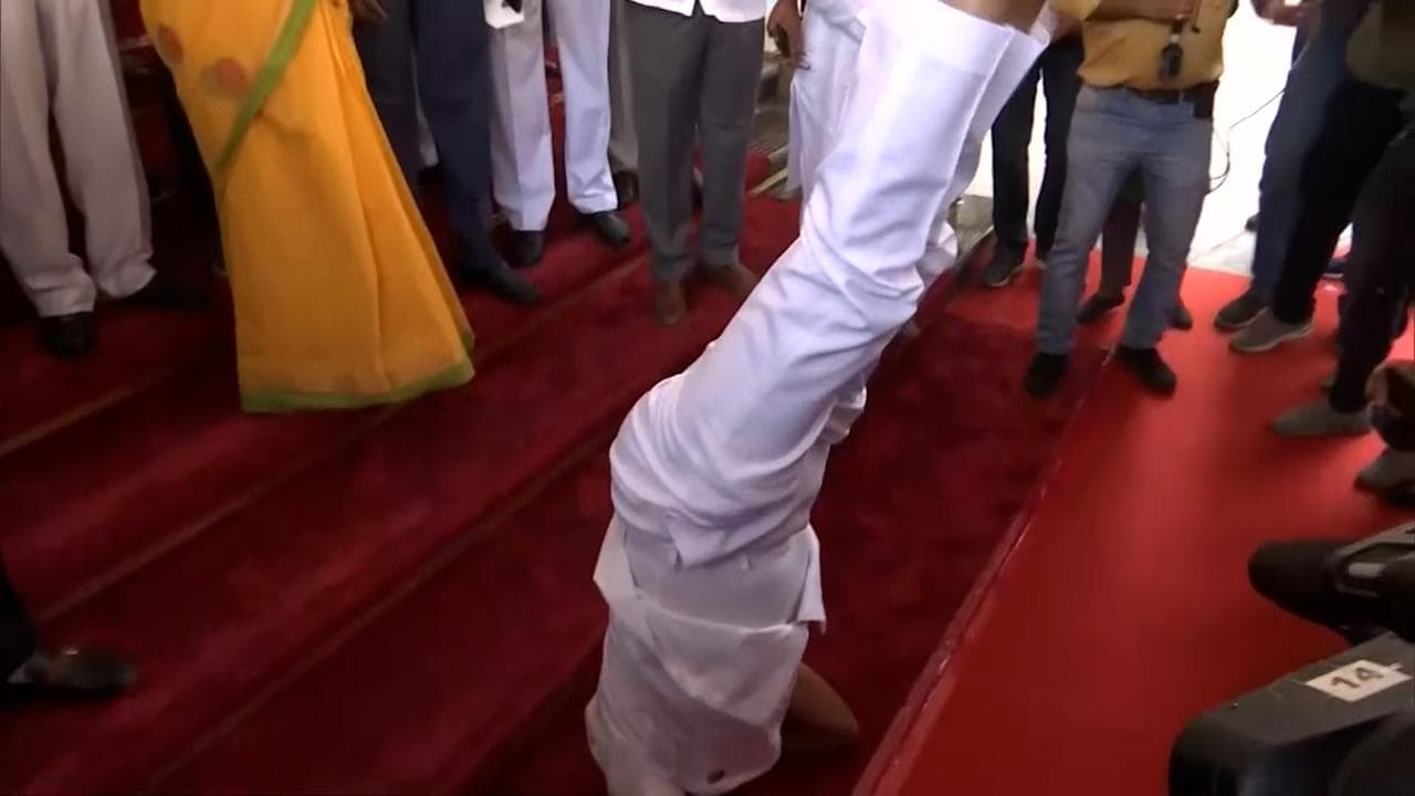 Maha Drama: Governor's speech interrupted, MLA performs sheershasan in protest. Know what is the issue